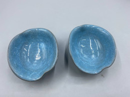 set of 2 Blue wavy cup set of 2 Blue wavy cup