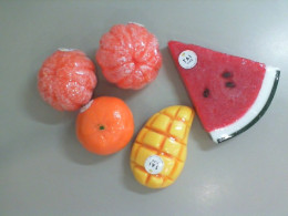 Set of 5 fruit-shaped soaps from Thailand Set of 5 fruit-shaped soaps from Thailand
