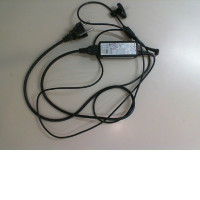 Universal adapter for laptop