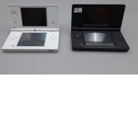 Set of 2 White Nintendo DS, Black Nintendo DS ( NOT NEW)