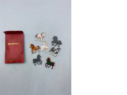 set of 7 Lucky magnetic keychain