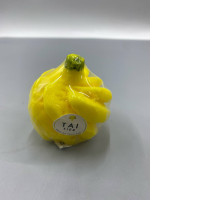 Handmade fruit-shaped soaps by TAI TIER.