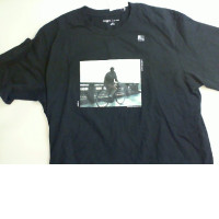 Black T-shirt with applique