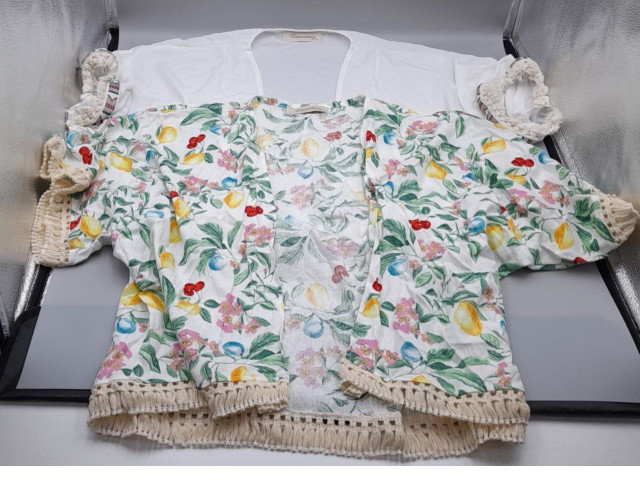 Set of 2 Women's floral print jacket Set of 2 Women's floral print jacket