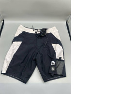 Men's three-quarter length pants