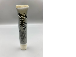 Zinka Colored Nosecoat Zinc Oxide Sunscreen Zinka Colored Nosecoat Zinc Oxide Sunscreen