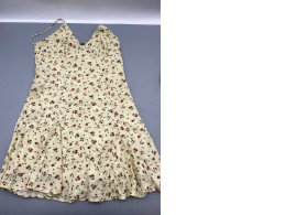 Sleeveless dress Sleeveless dress