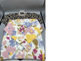 Set of 2 Women's long-sleeved crew neck sweater Set of 2 Women's long-sleeved crew neck sweater