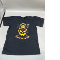 Black crew neck t-shirt