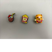 Set of 3 Shoe charms have holes. Set of 3 Shoe charms have holes.