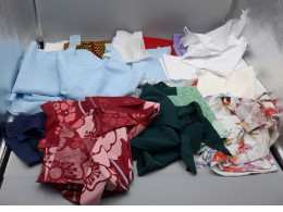 Set of 18 Fabric scraps Set of 18 Fabric scraps