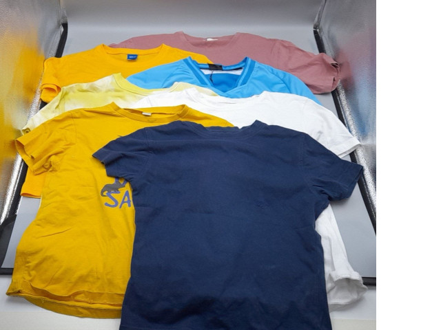 Set of 7 children's t-shirt Set of 7 children's t-shirt