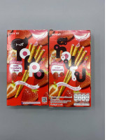 set of 2 Lotte Toppo Pretzels, vanilla flavored, filled with strawberry cream, 40 grams.