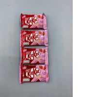 set of 4 KitKat Strawberry Chocolate 4F 35g