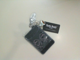 Moshi Moshi card holder