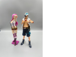 Set of 2 Japanese figures (used) Set of 2 Japanese figures (used)