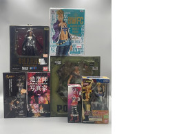 Set of japanese anime figures