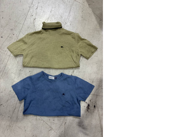 a set of two warm T-shirts a set of two warm T-shirts