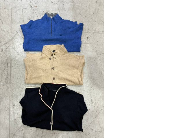 Set of three lightweight turtleneck sweaters Set of three lightweight turtleneck sweaters