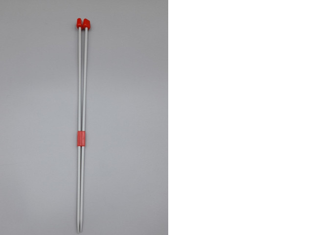 A pair of aluminum knitting needles. A pair of aluminum knitting needles.