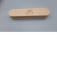 A garment iron for tailors is a tool made of hardwood.