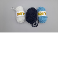 Set of 3 knitted yarn