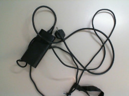 HP laptop adapter HP laptop adapter