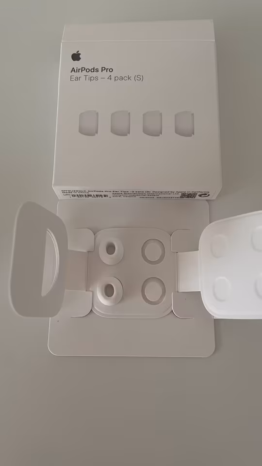 Apple Airpods Pro 2nd Generation Ear Tips 4 Pack  (NOT NEW)